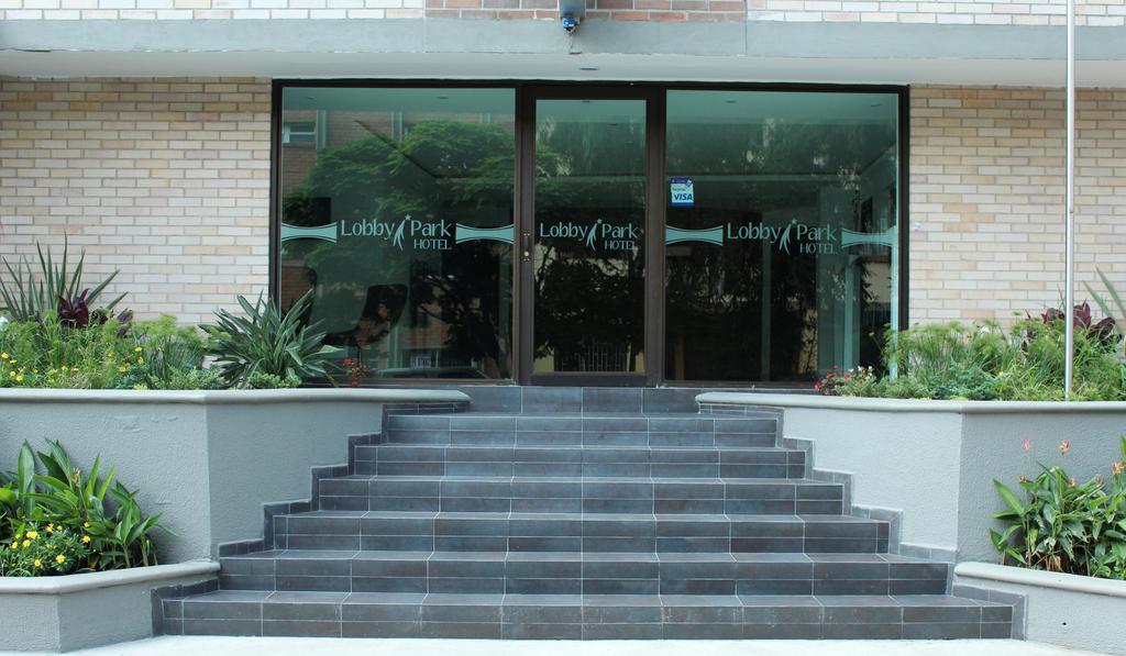 فندق Lobby Park ميديلين المظهر الخارجي الصورة